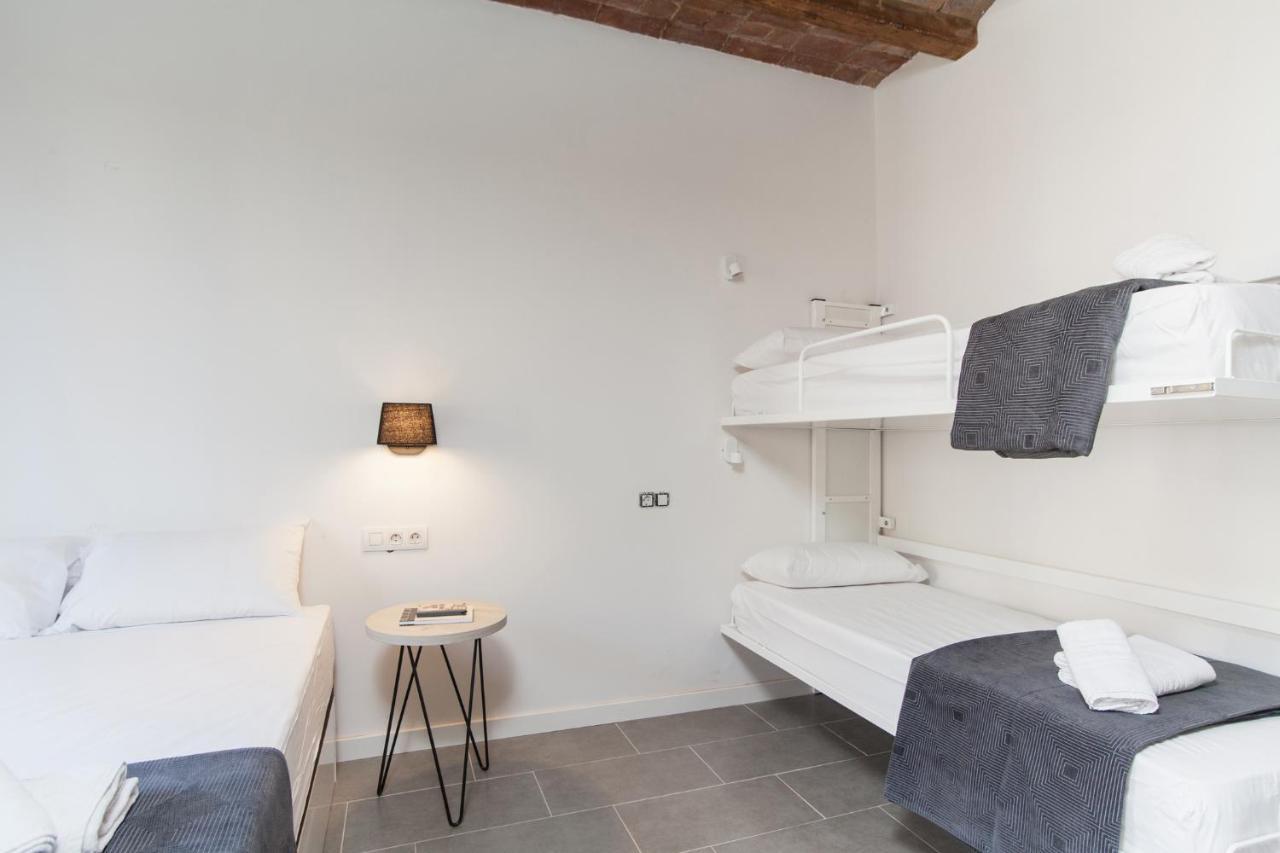 Aparteasy Barcelona Luaran gambar
