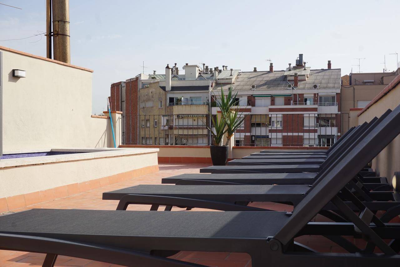 Aparteasy Barcelona Luaran gambar