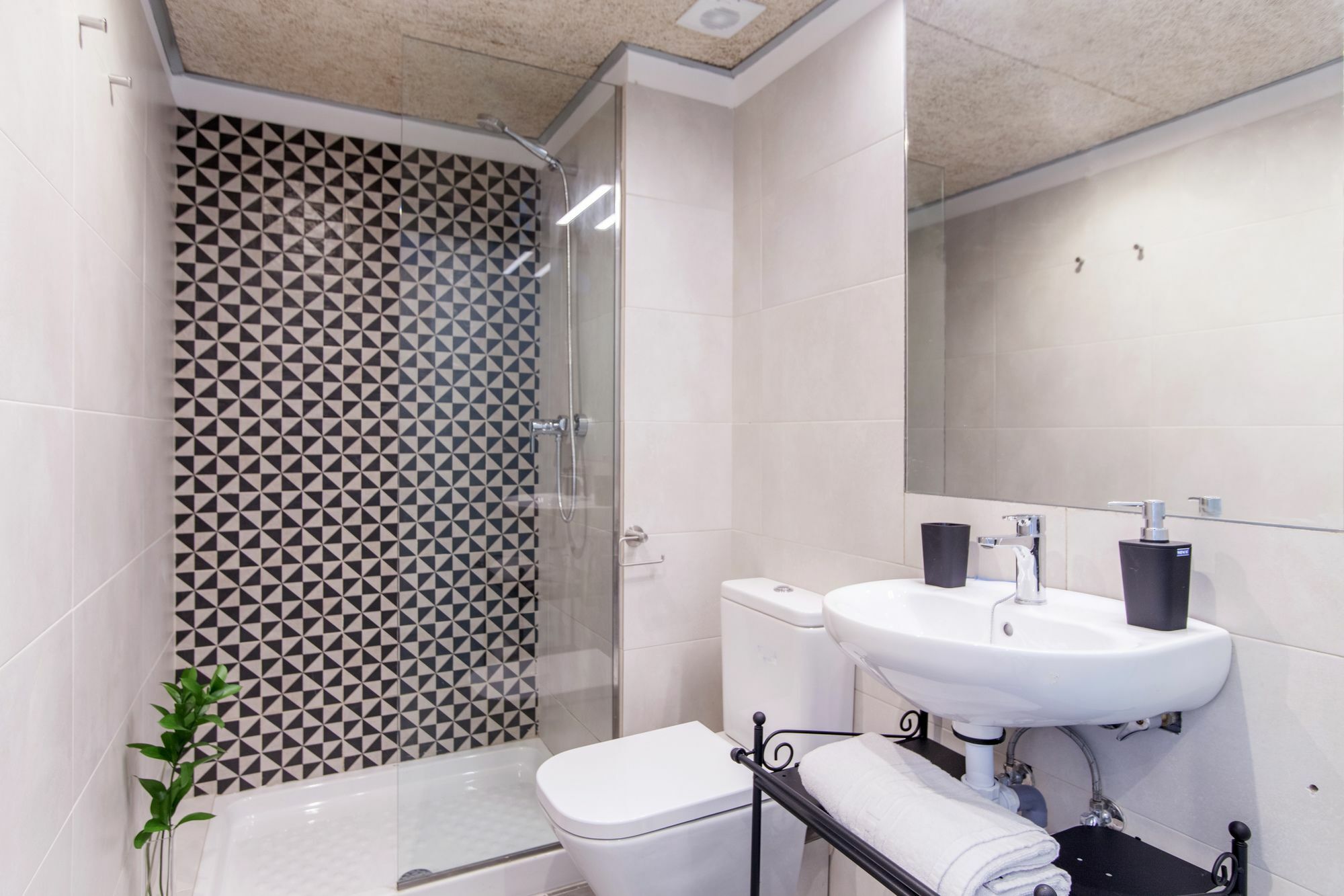 Aparteasy Barcelona Luaran gambar