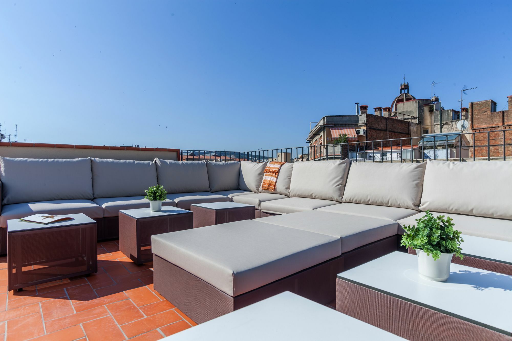 Aparteasy Barcelona Luaran gambar