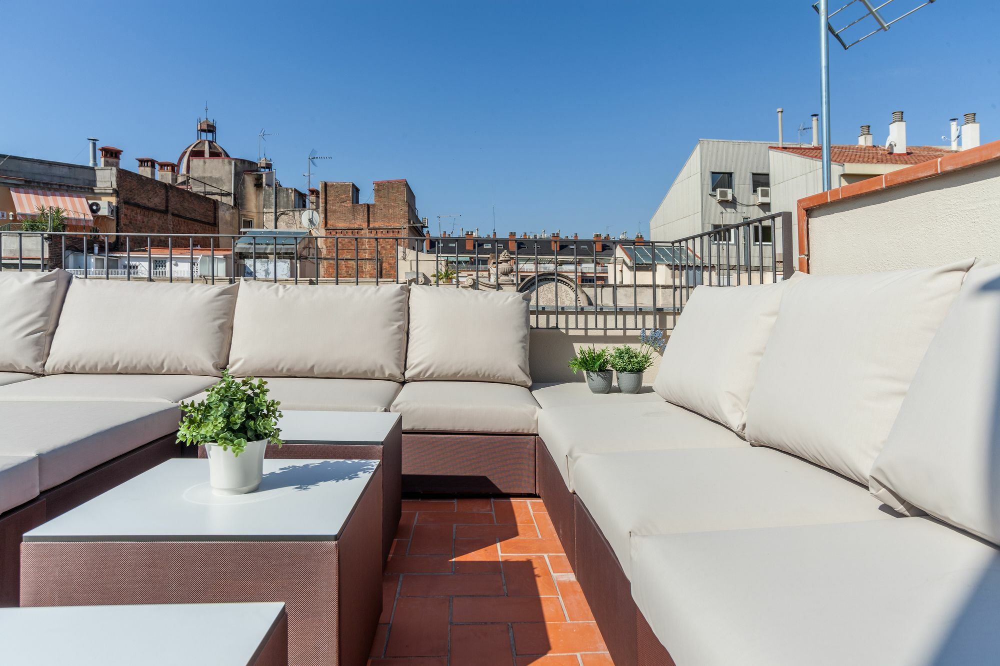 Aparteasy Barcelona Luaran gambar